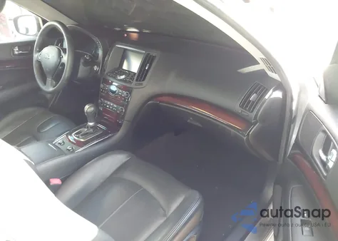 2013 Infiniti G37 Journey z USA, uszkodzony, nr VIN JN1CV6AP3DM717815